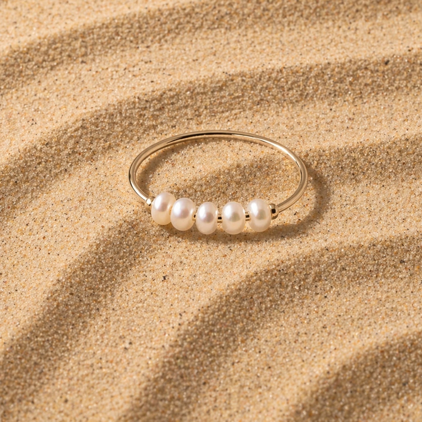 Mini Pearls Ring